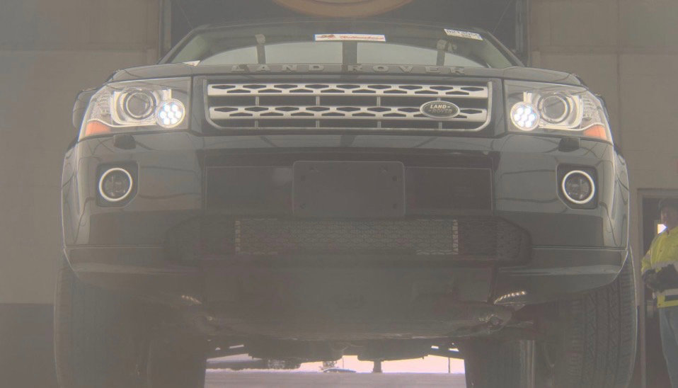 Used 2013 Land Rover LR2 image 10