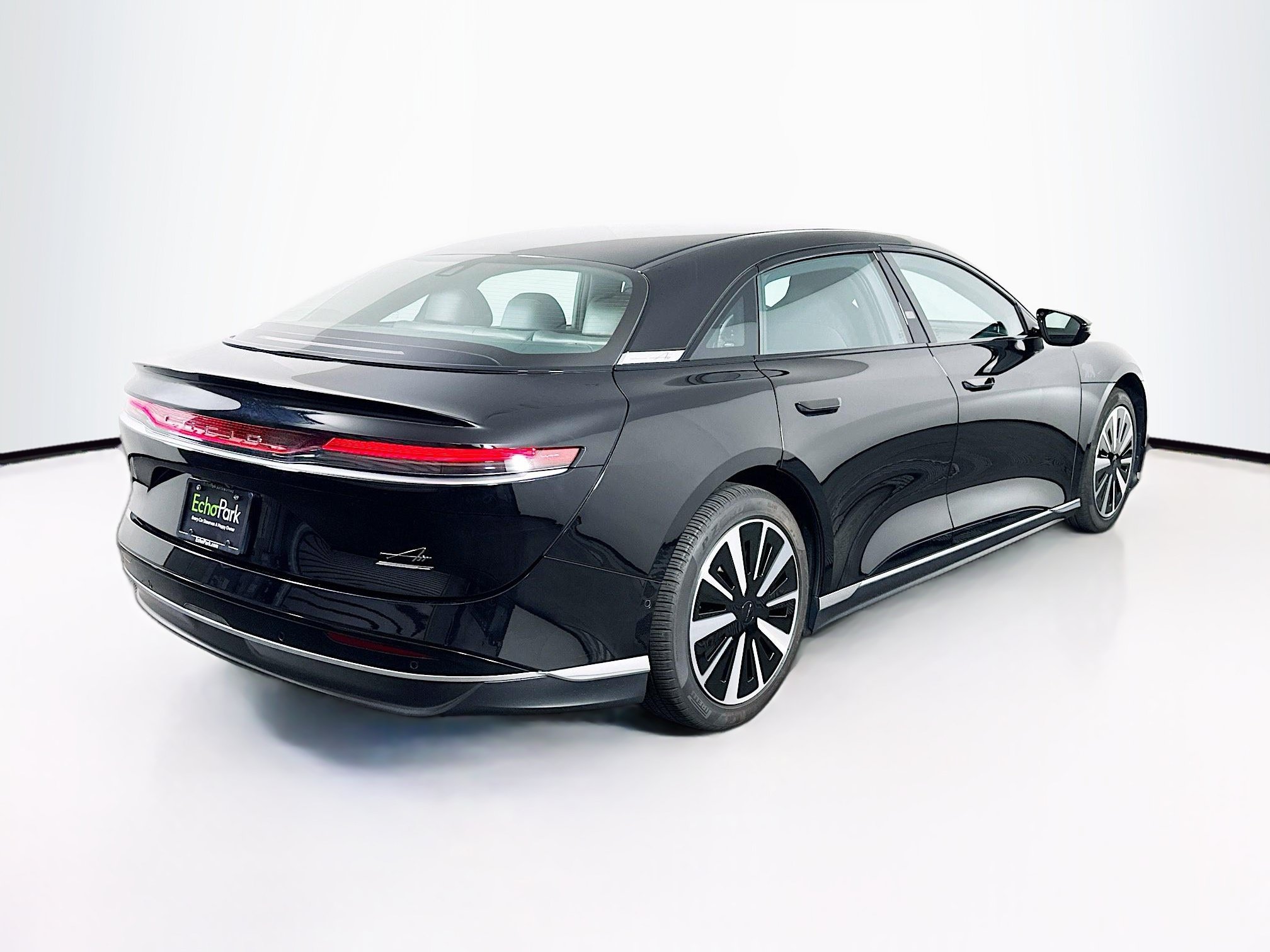 Used 2023 Lucid Air Touring AWD/4WD image 9