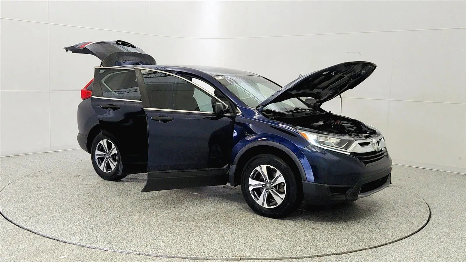 Used 2019 Honda CR-V LX image 9