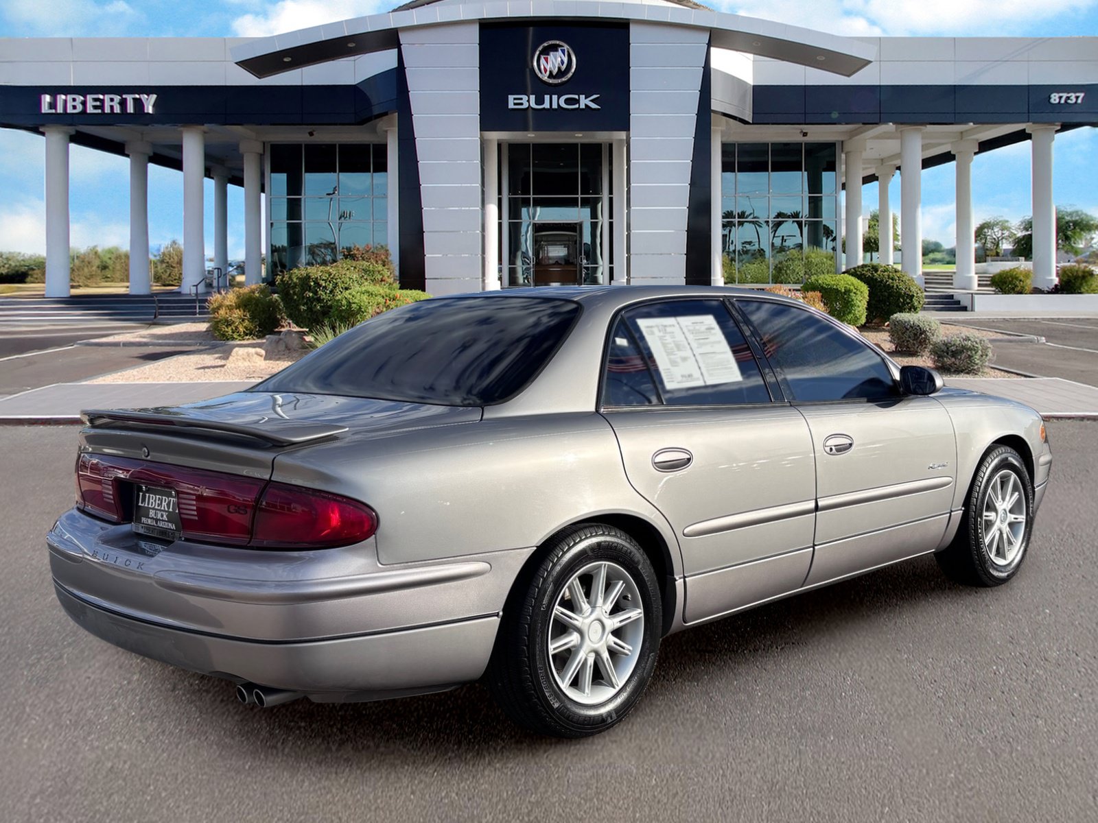 Used 1998 Buick Regal GS FWD image 3