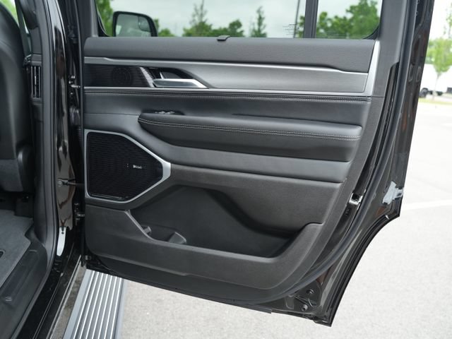 New 2026 Jeep Grand Wagoneer Limited AWD/4WD image 22