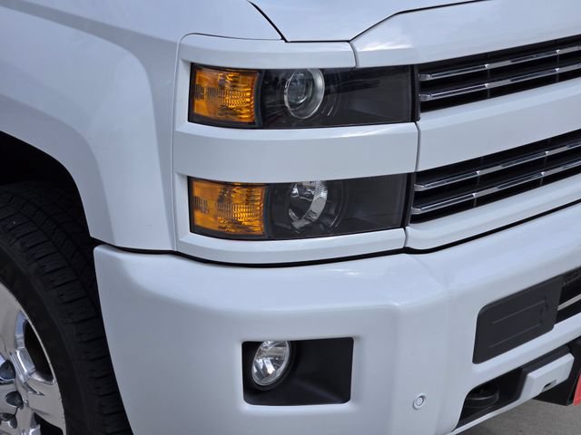 Used 2019 Chevrolet Silverado 2500 LTZ w/ Duramax Plus Package AWD/4WD image 10