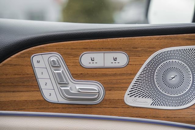 Used 2022 Mercedes-Benz GLE 350 4MATIC w/ AMG Line Exterior image 41