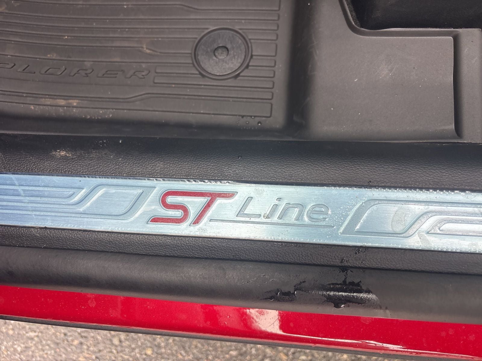 New 2026 Ford Explorer ST-Line w/ ST-Line Street Pack image 17