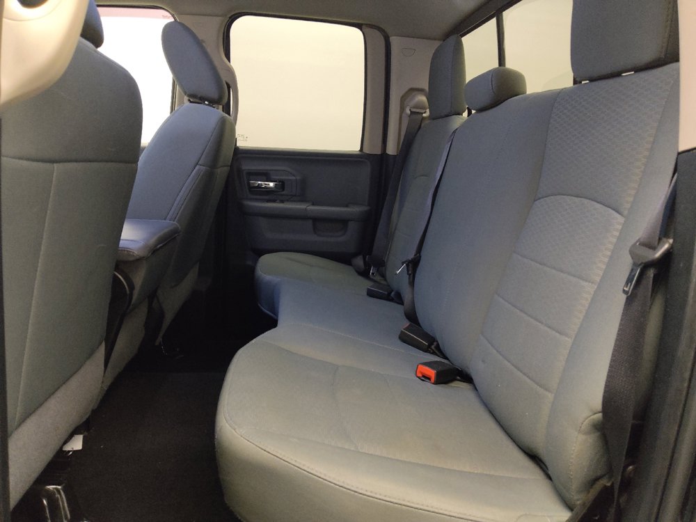 Used 2018 RAM 1500 Classic SLT AWD/4WD image 18