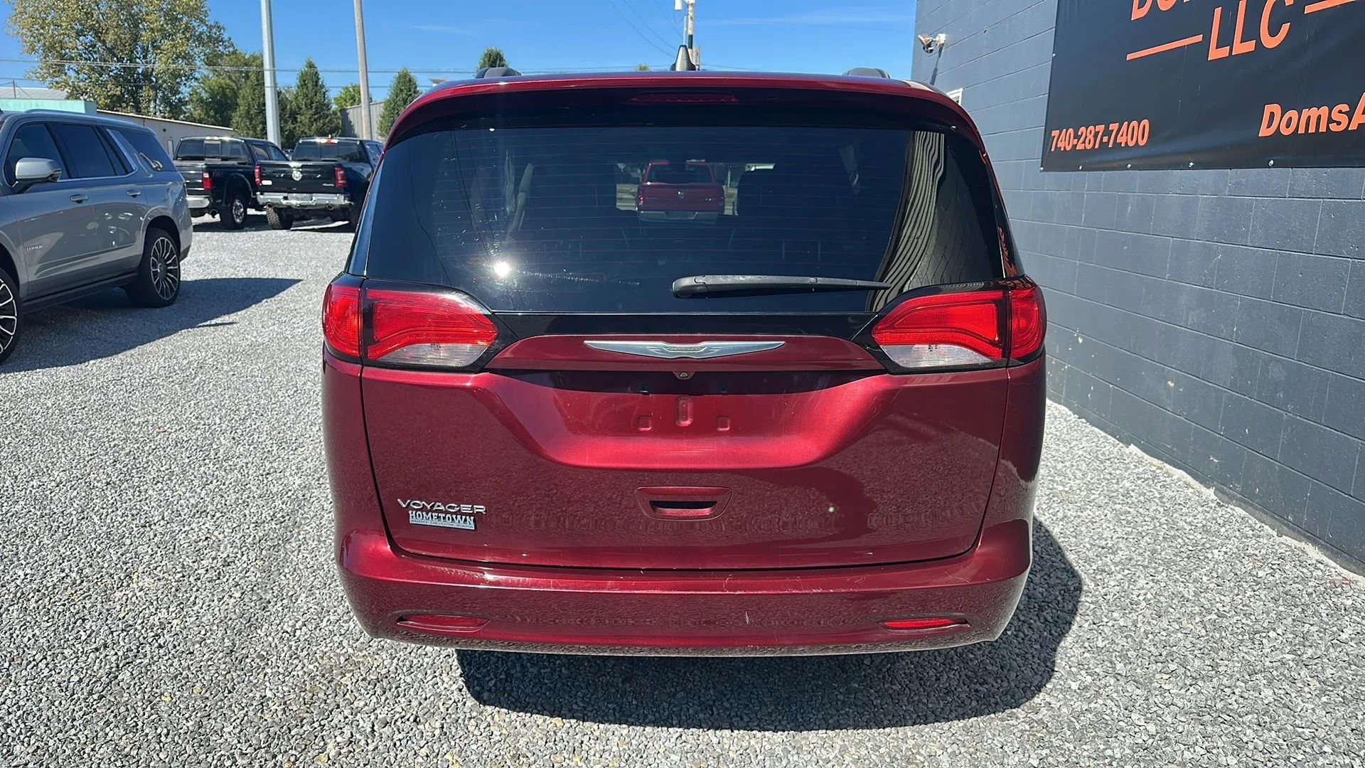 Used 2021 Chrysler Voyager Lxi image 3