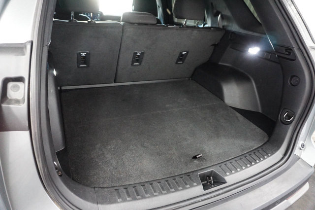 Used 2025 Chevrolet Equinox LT FWD image 13