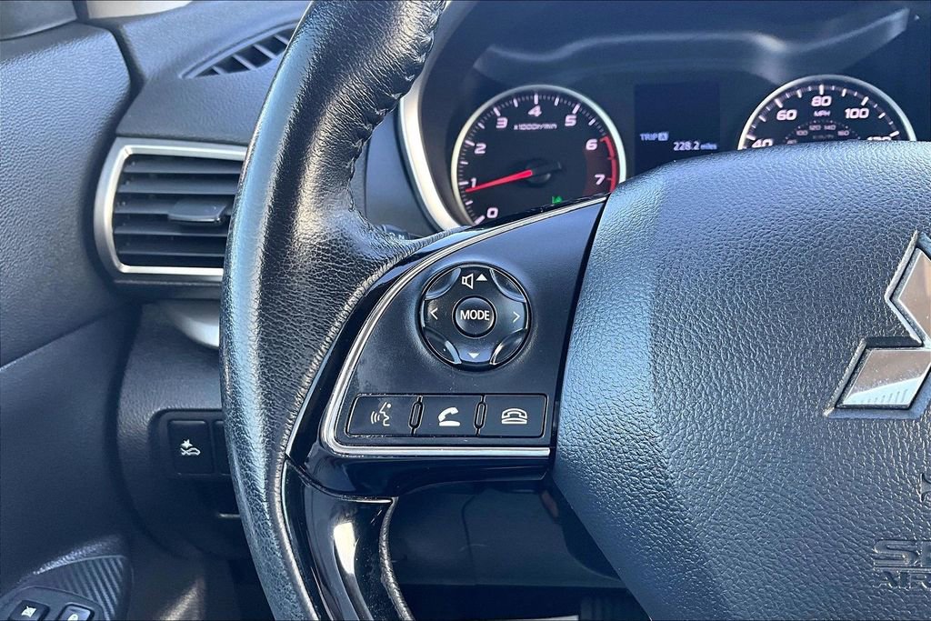 Used 2020 Mitsubishi Eclipse Cross SE image 19