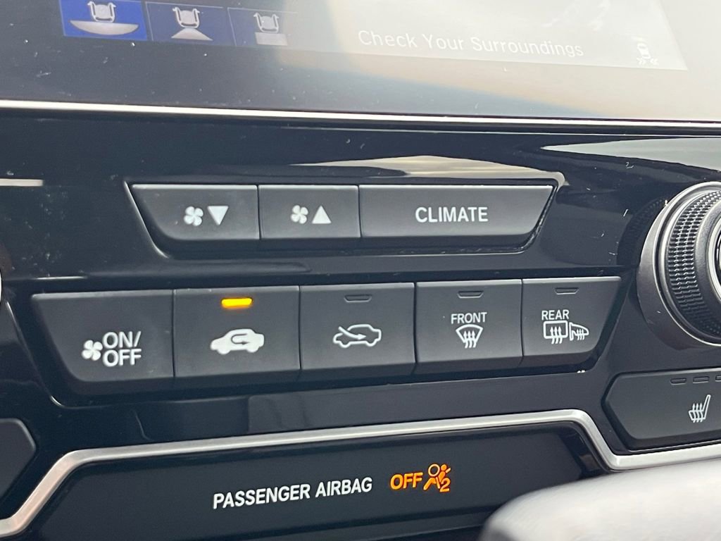 Used 2020 Honda CR-V Touring image 4