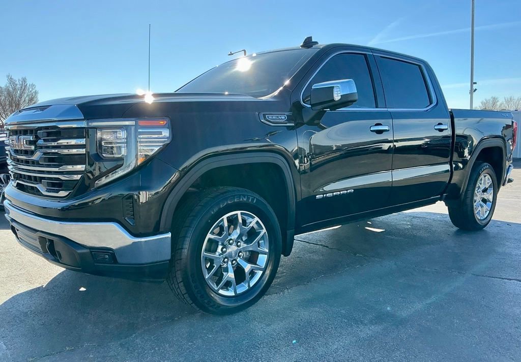 Used 2024 GMC Sierra 1500 SLT image 7