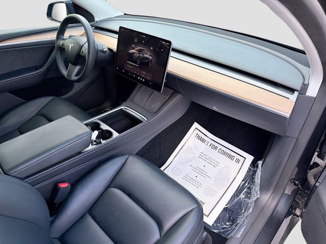 Used 2024 Tesla Model Y Long Range AWD/4WD image 13