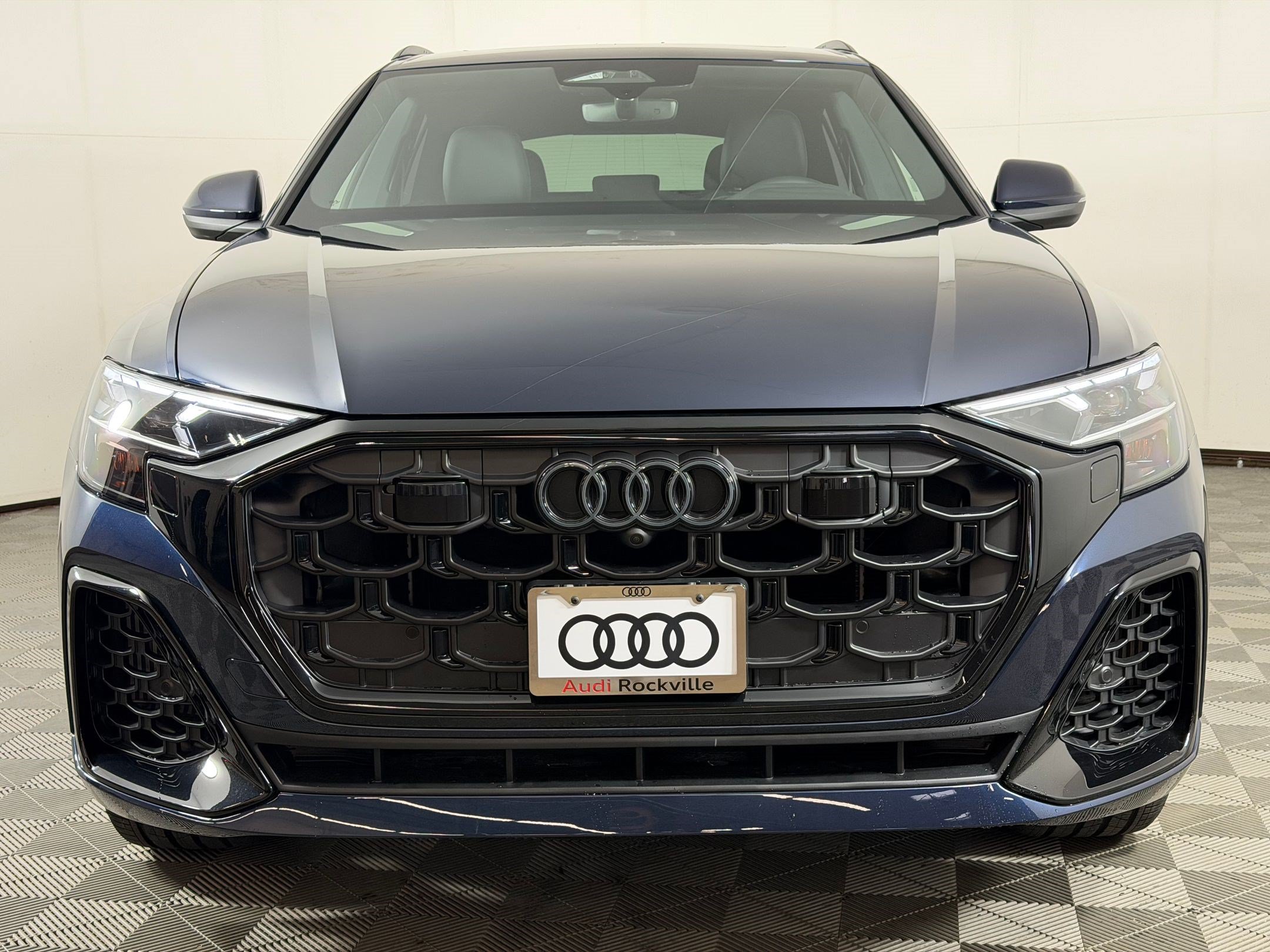 New 2027 Audi Q8 Premium Plus AWD/4WD image 6