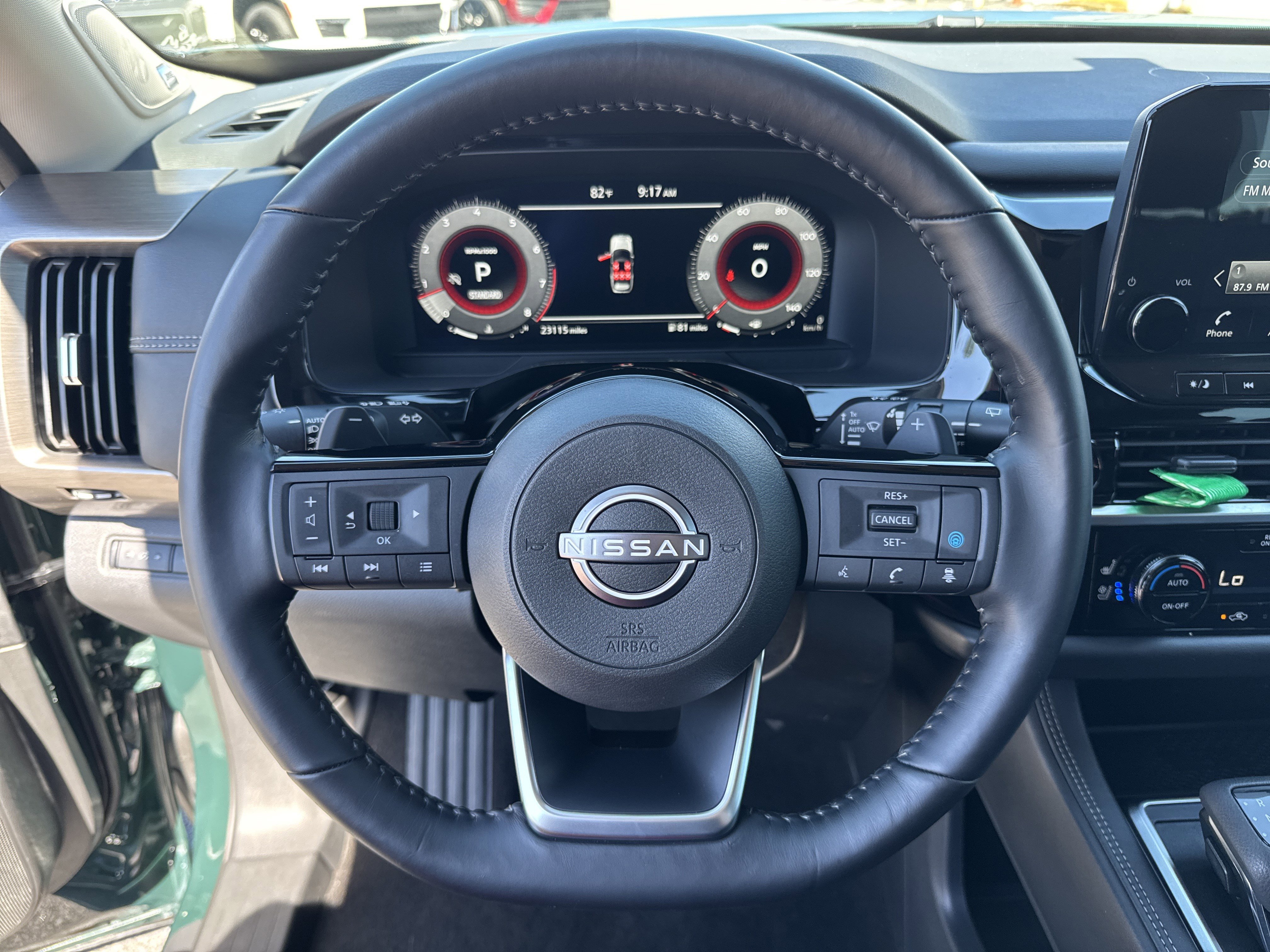 Used 2023 Nissan Pathfinder Platinum image 30