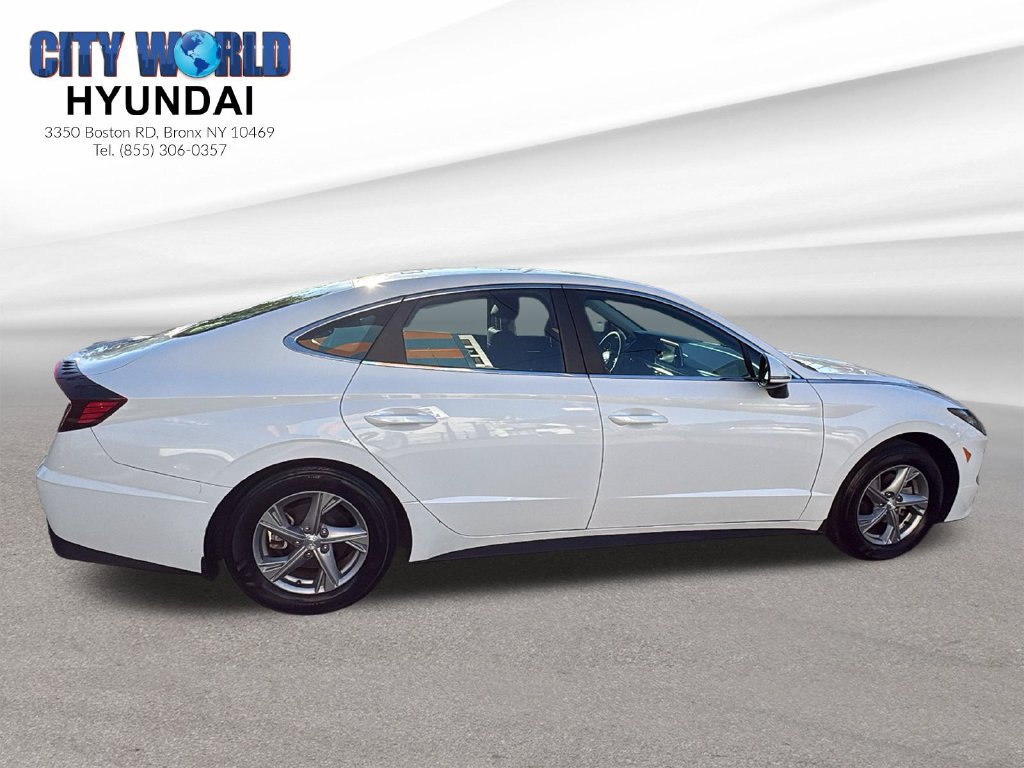 Used 2023 Hyundai Sonata SE w/ Preferred Accessory Package FWD image 6