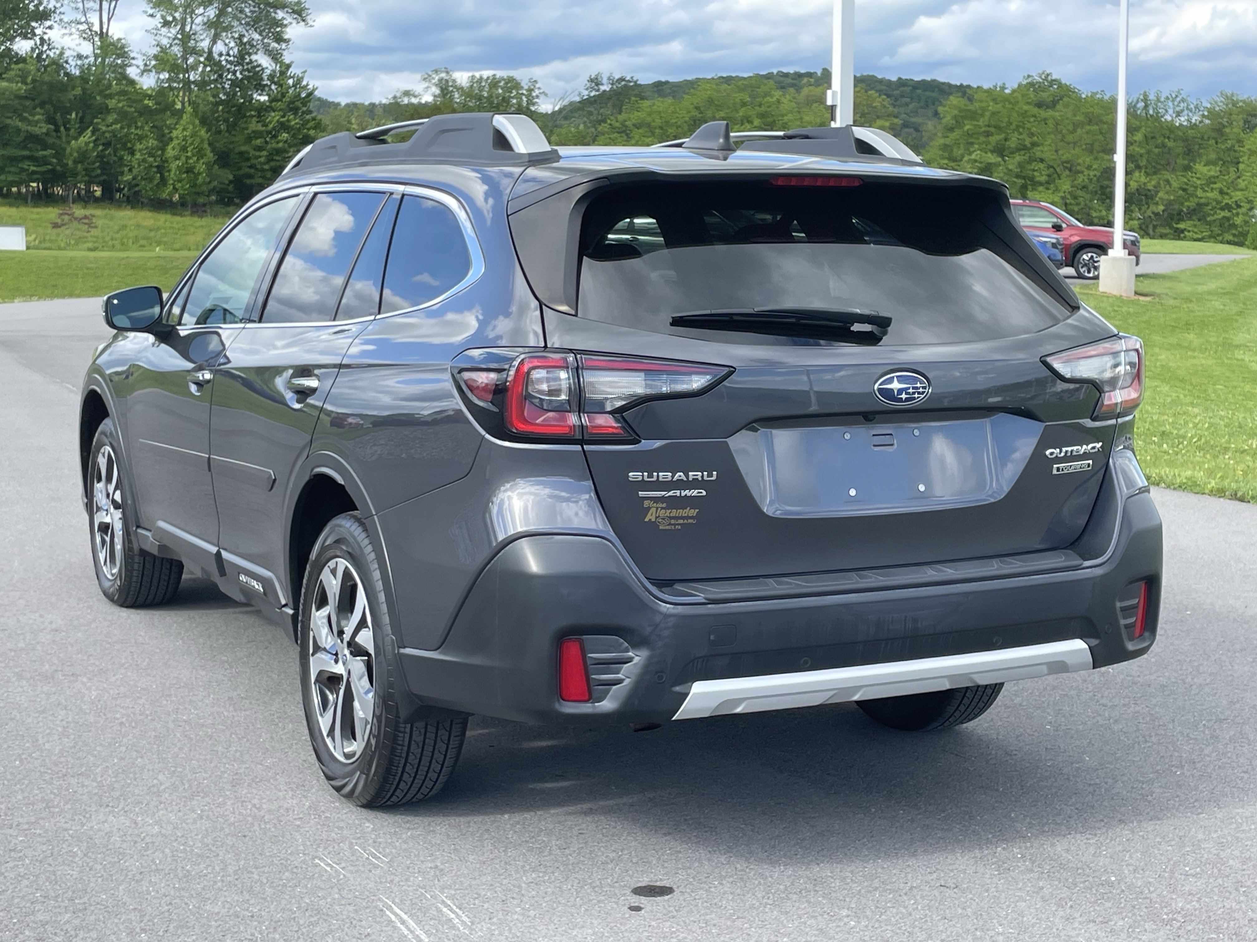 Used 2020 Subaru Outback Touring w/ Popular Package #2 AWD/4WD image 7