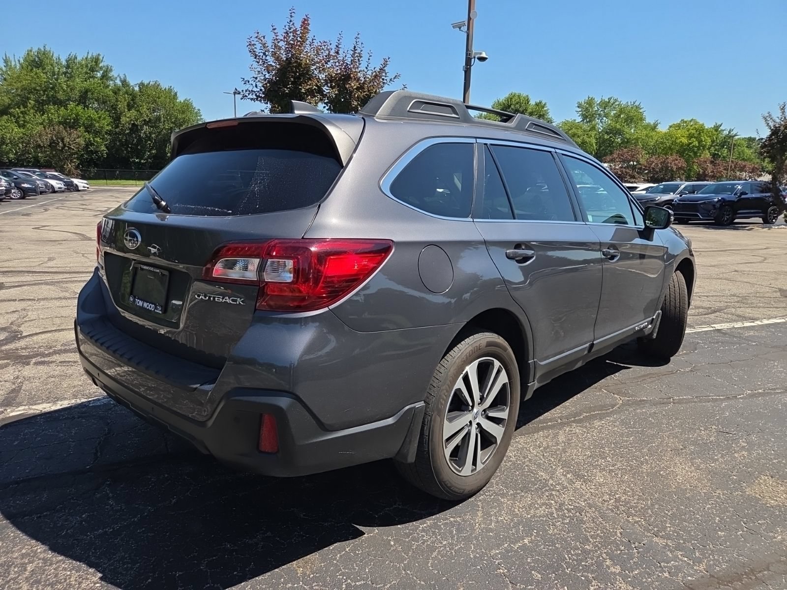 Used 2018 Subaru Outback 2.5i Limited AWD/4WD image 8