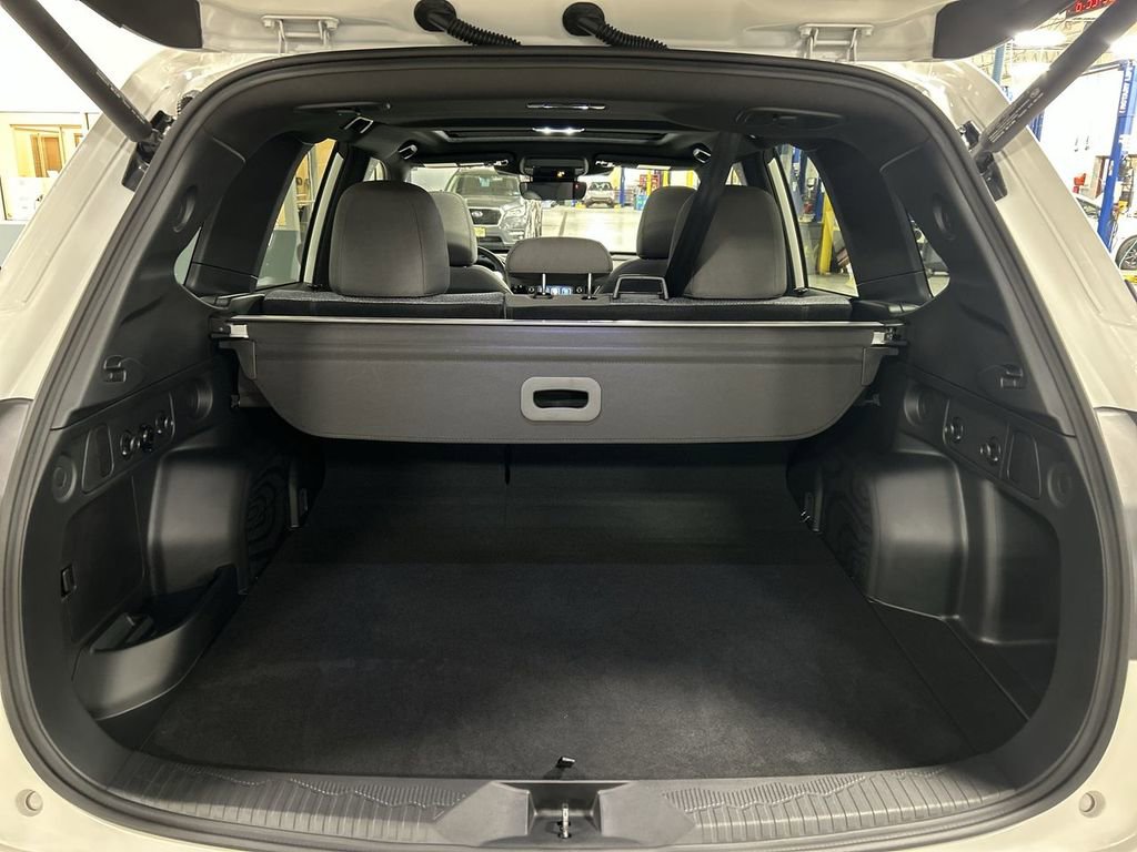 Certified 2025 Subaru Forester Premium image 27