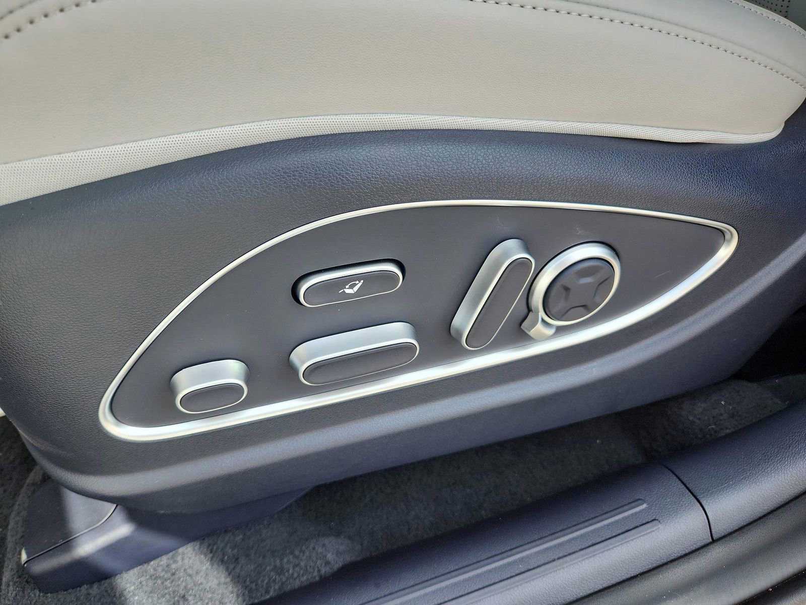 New 2026 Hyundai Palisade Calligraphy image 18