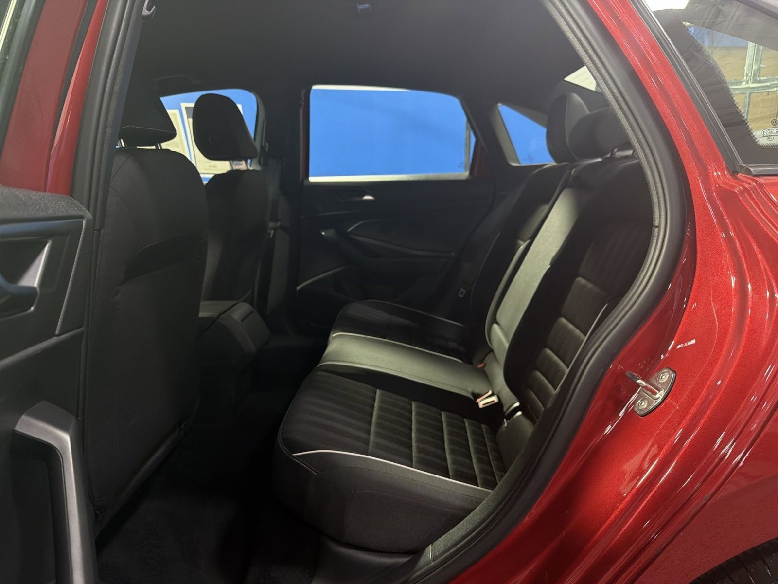 Used 2024 Volkswagen Jetta Sport FWD image 28