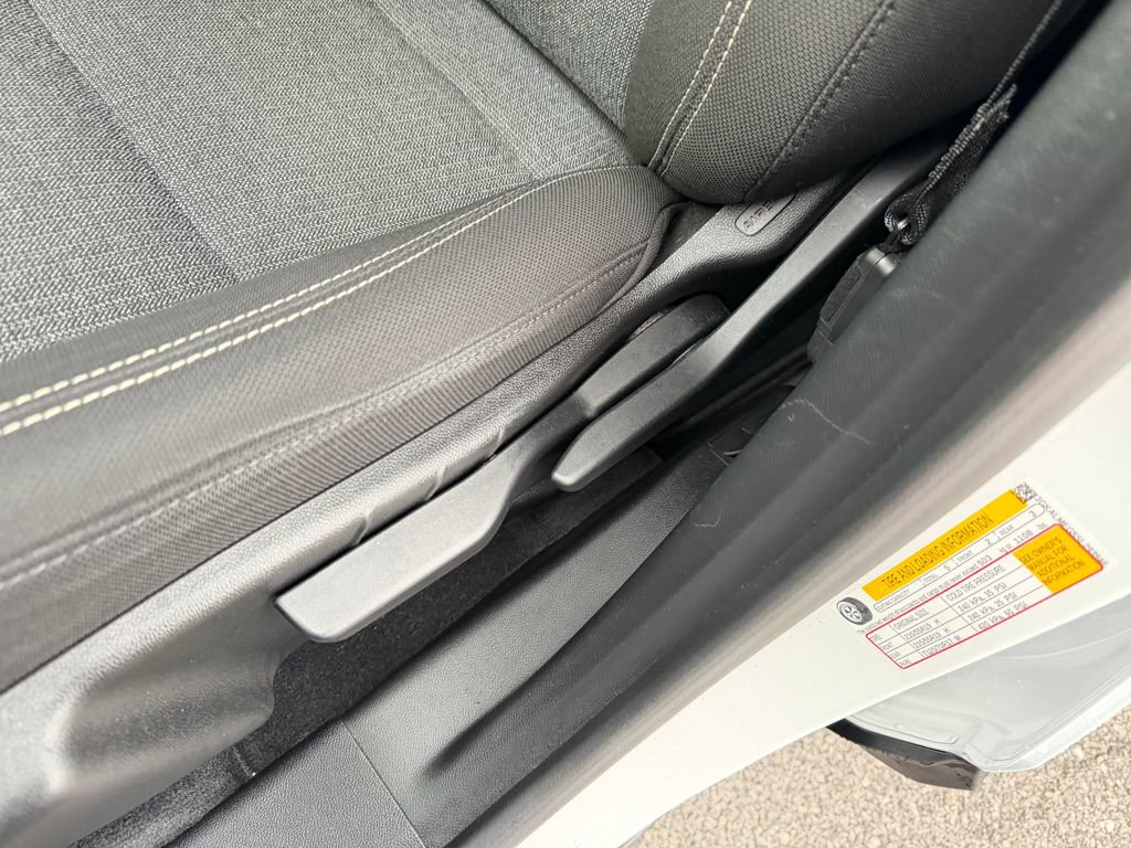 Used 2025 GMC Terrain Elevation w/ Black Edition image 25