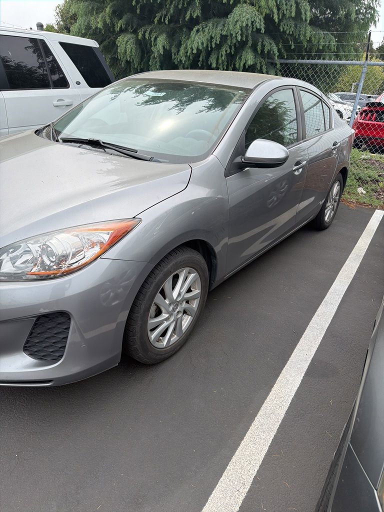 Used 2012 MAZDA MAZDA3 i Touring image 2