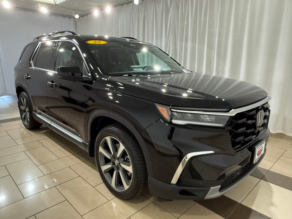 Used 2025 Honda Pilot Elite image 7