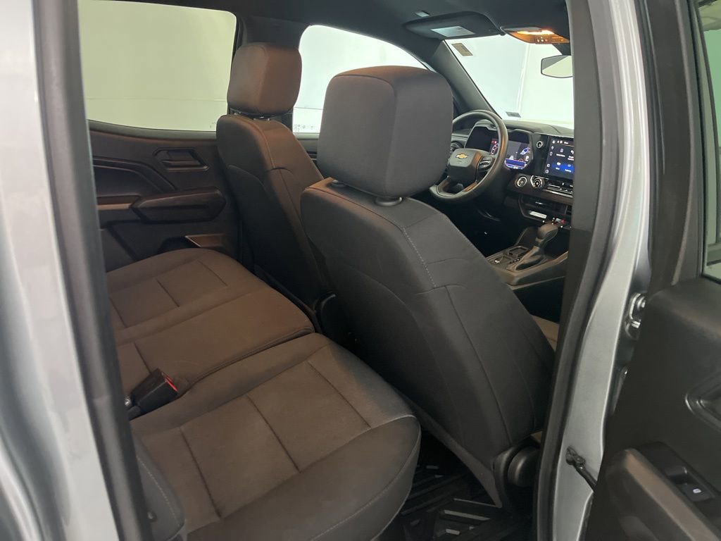 Used 2024 Chevrolet Colorado W/T image 22