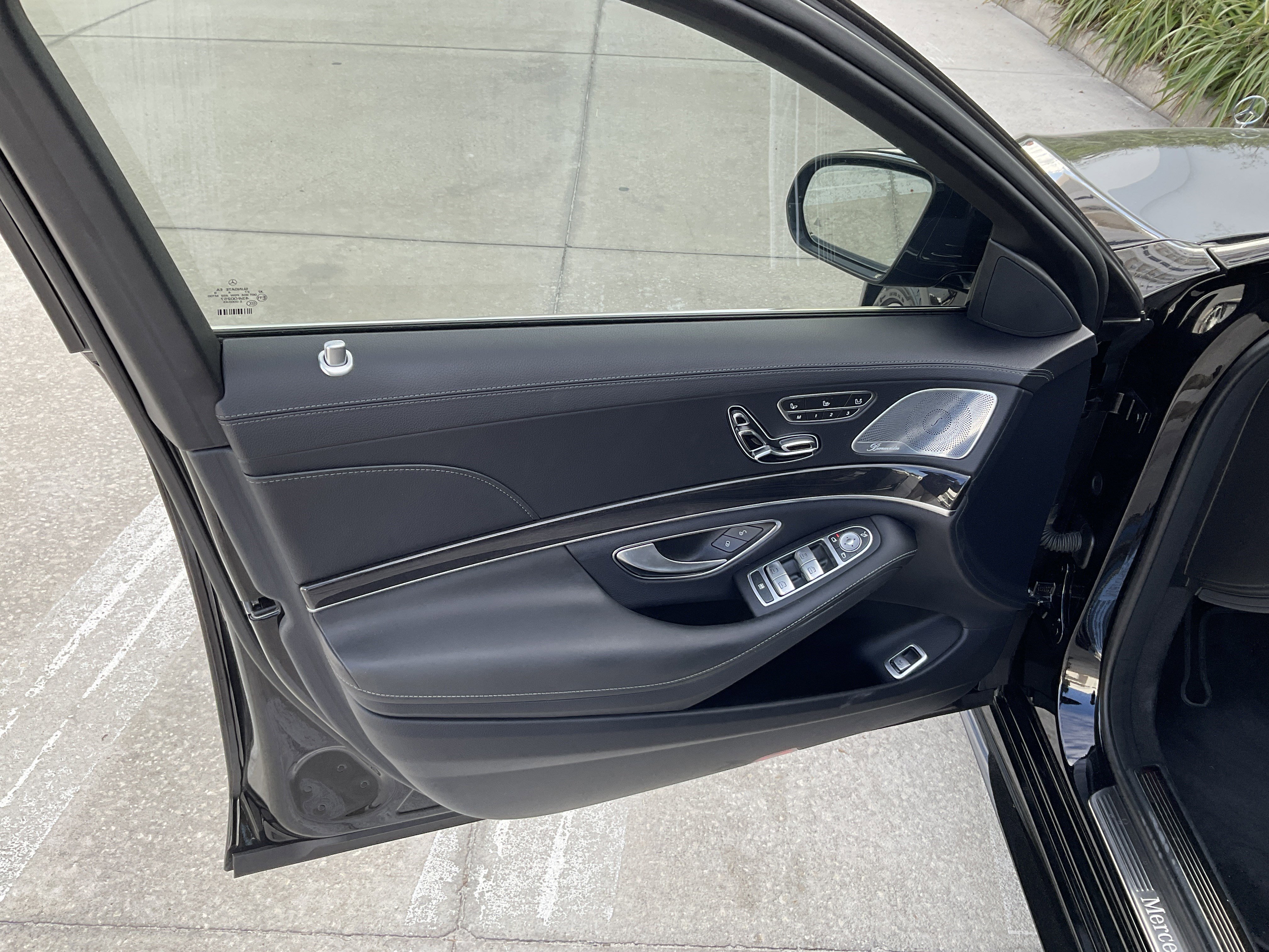 Used 2020 Mercedes-Benz S 560 Sedan image 8