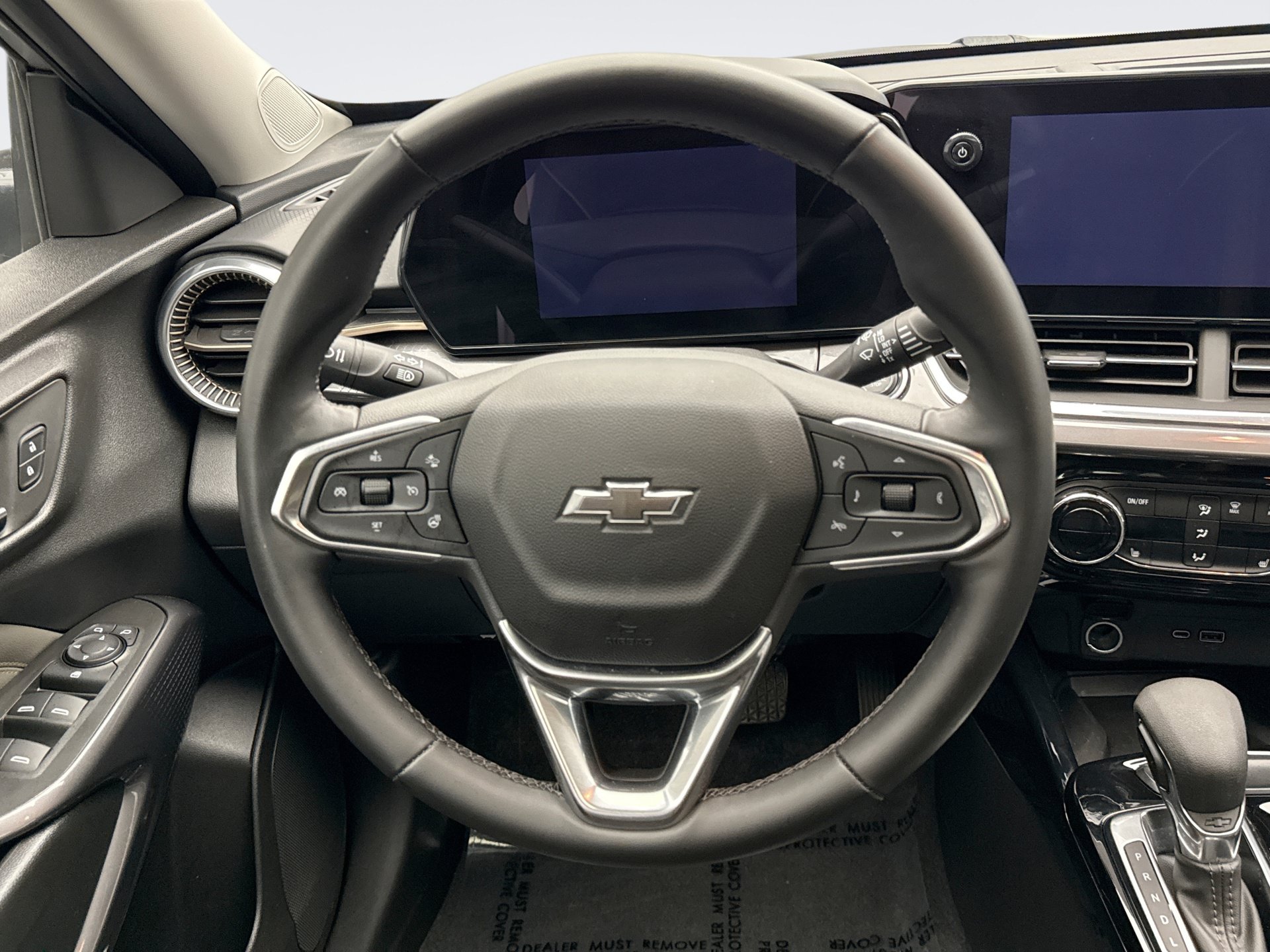 Used 2024 Chevrolet Trax ACTIV w/ Sunroof Package FWD image 12