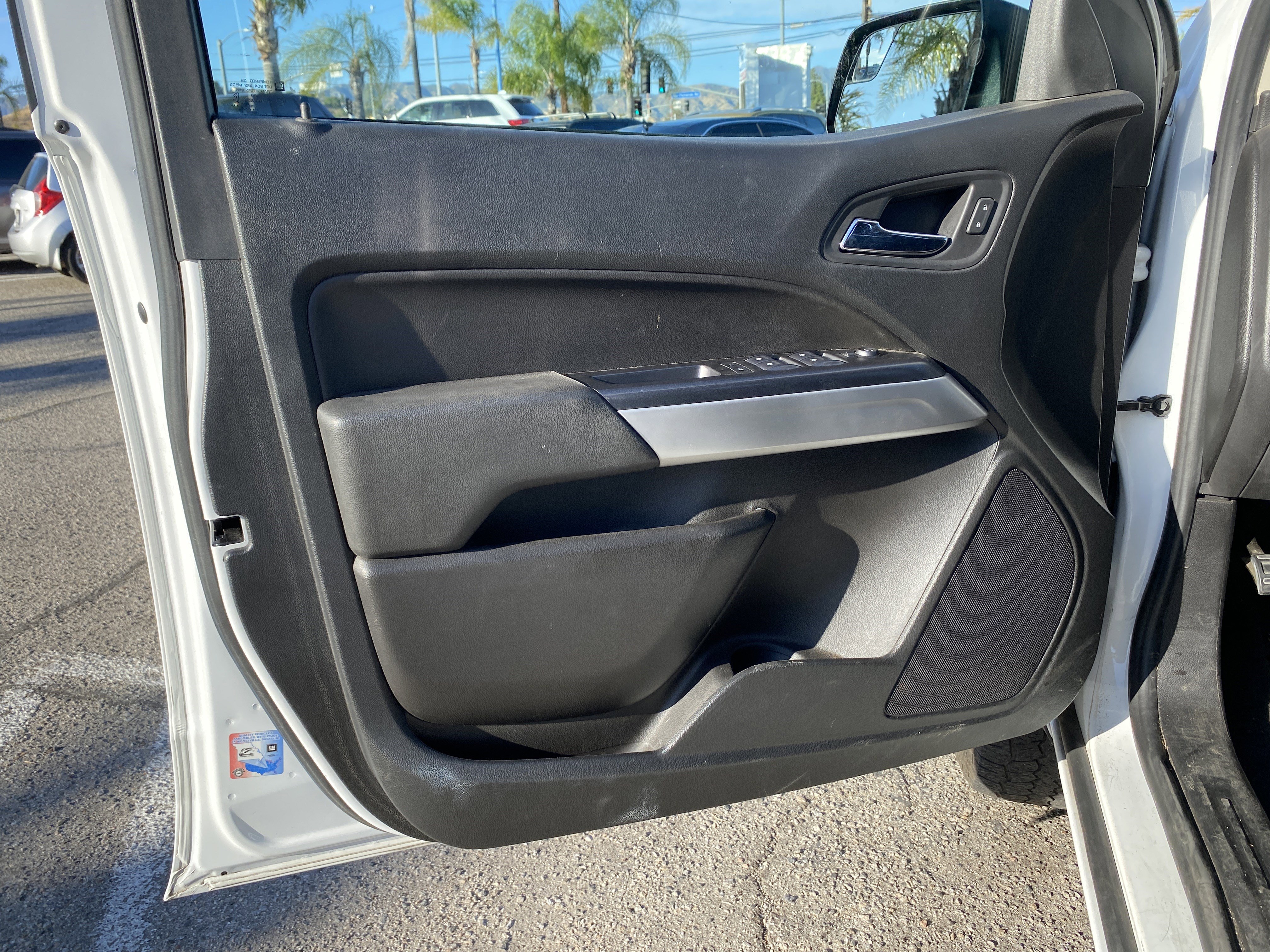 Used 2020 Chevrolet Colorado LT image 15