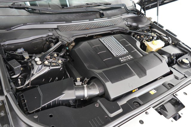 Used 2013 Land Rover Range Rover Supercharged AWD/4WD image 75