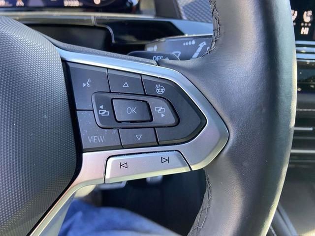 Used 2024 Volkswagen Atlas Cross Sport SEL R-Line image 42