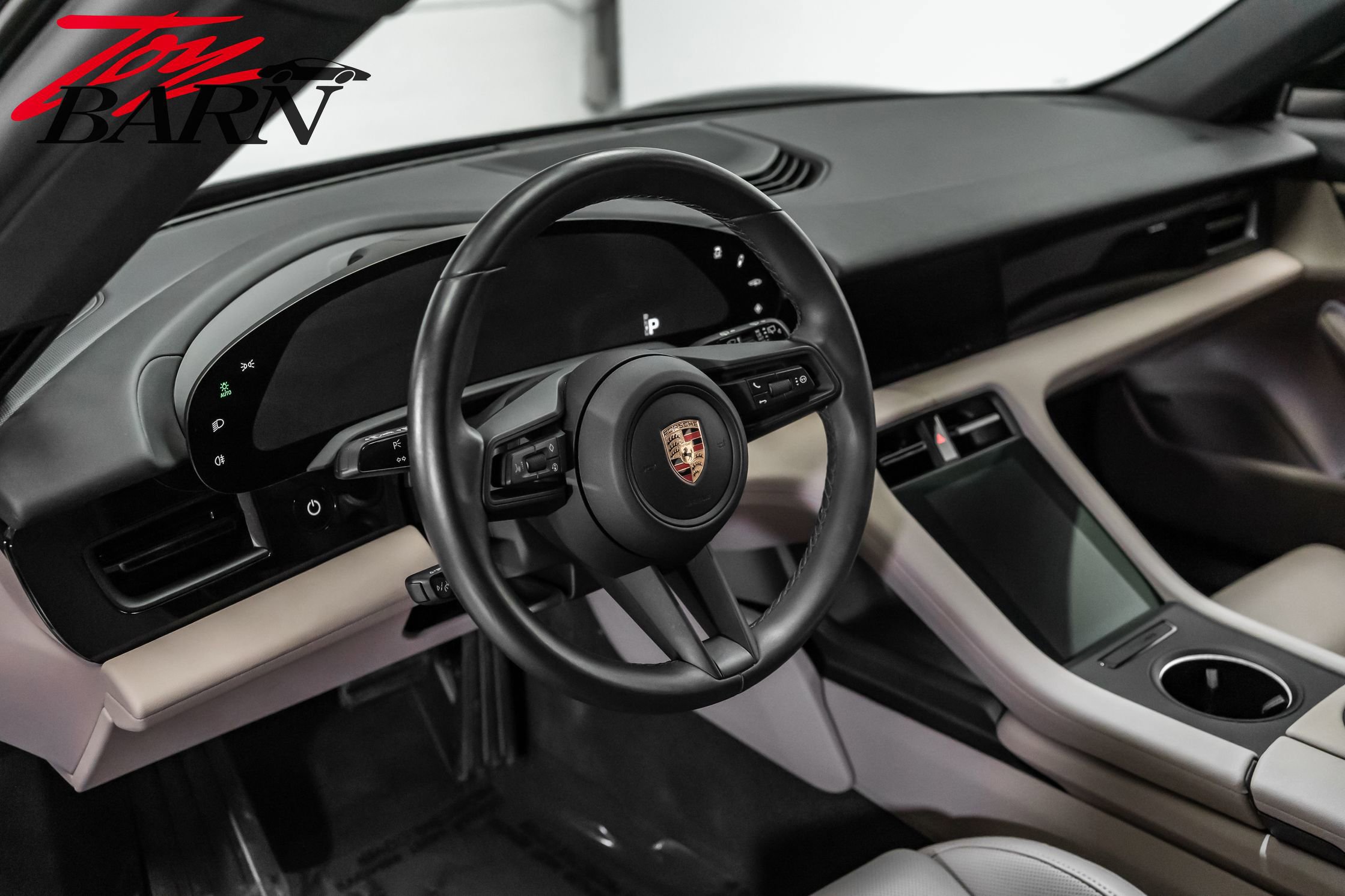 Used 2024 Porsche Taycan 4 Cross Turismo image 26