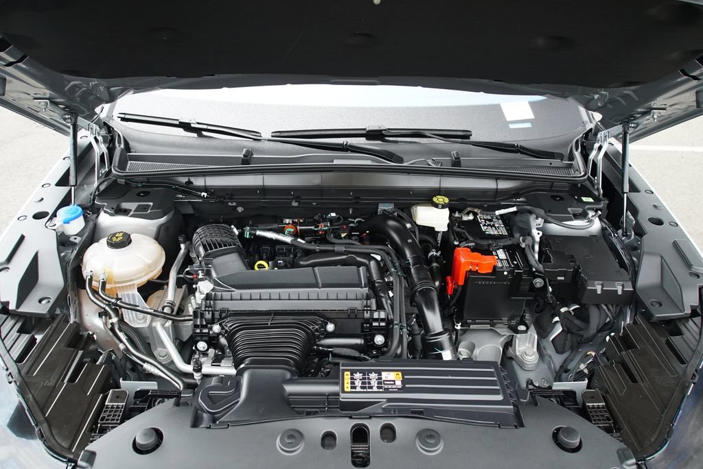 Certified 2025 Lincoln Nautilus Reserve AWD/4WD image 44
