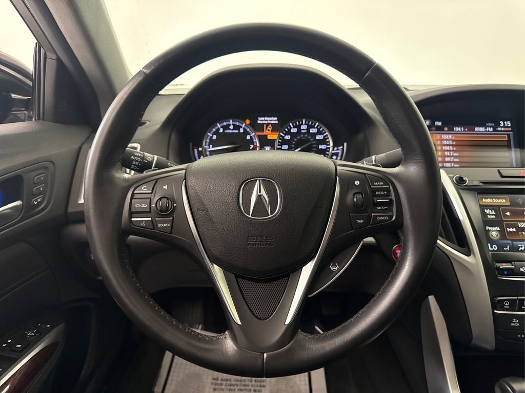 Used 2016 Acura TLX w/ Technology Package FWD image 31