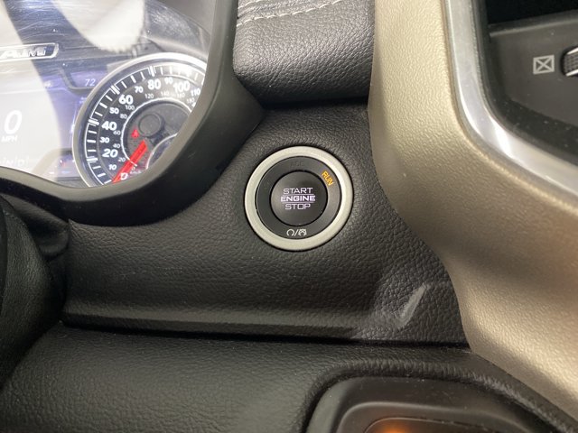 Used 2019 RAM 1500 Laramie AWD/4WD image 29