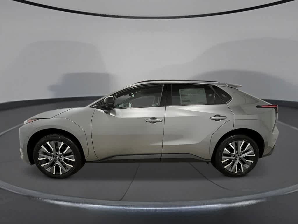 New 2026 Subaru Solterra image 2
