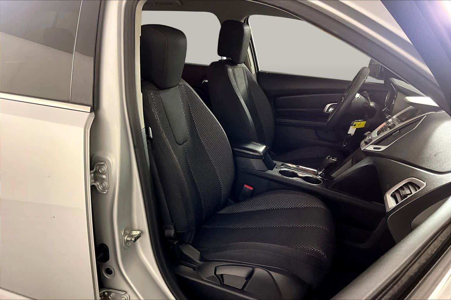 Used 2016 GMC Terrain SLE FWD image 9