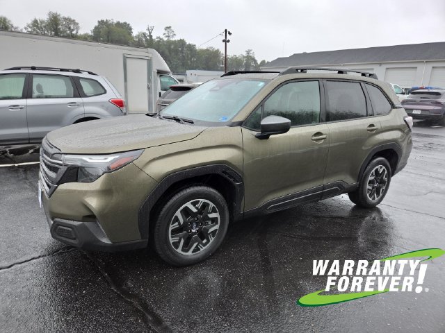 Used 2025 Subaru Forester Premium AWD/4WD image 3