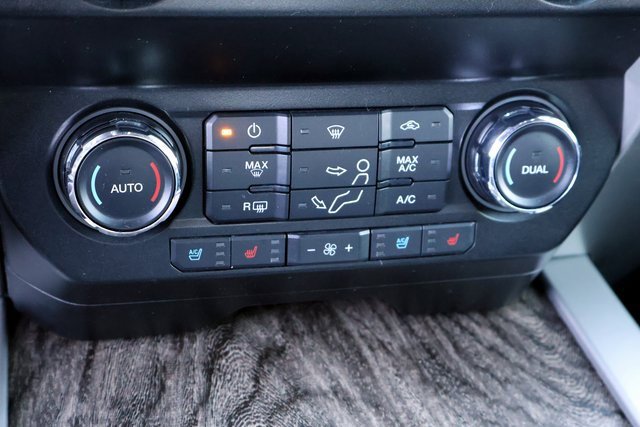 Used 2019 Ford F250 Lariat w/ Chrome Package image 34