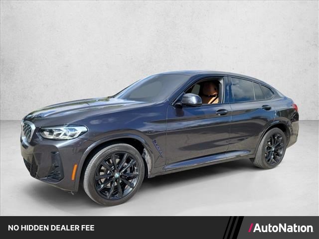 Used 2022 BMW X4 xDrive30i w/ M Sport Package 2