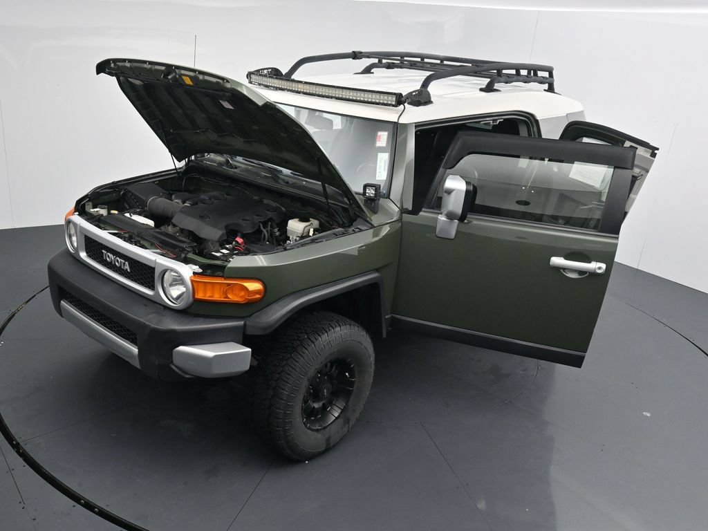 Used 2012 Toyota FJ Cruiser 4WD w/ Convenience Pkg image 40