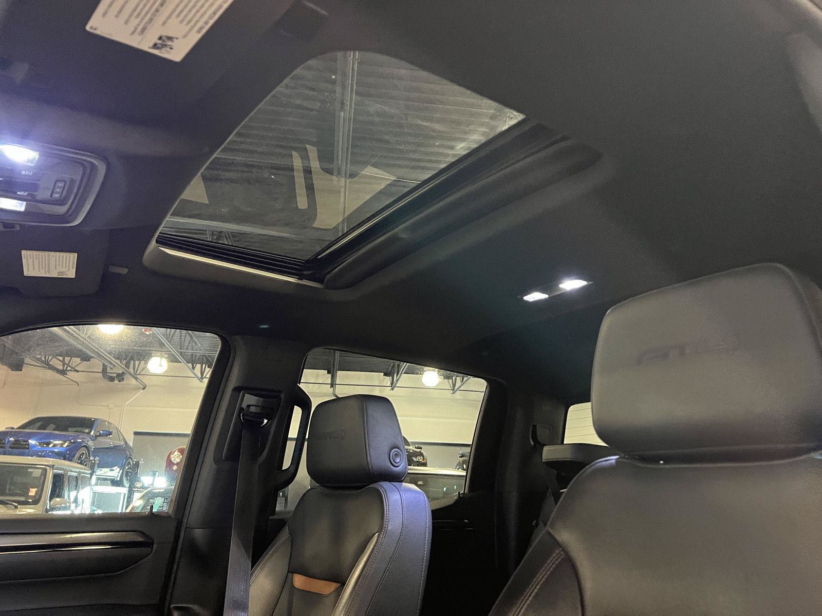 Used 2023 GMC Sierra 1500 AT4 w/ AT4 Preferred Package AWD/4WD image 29