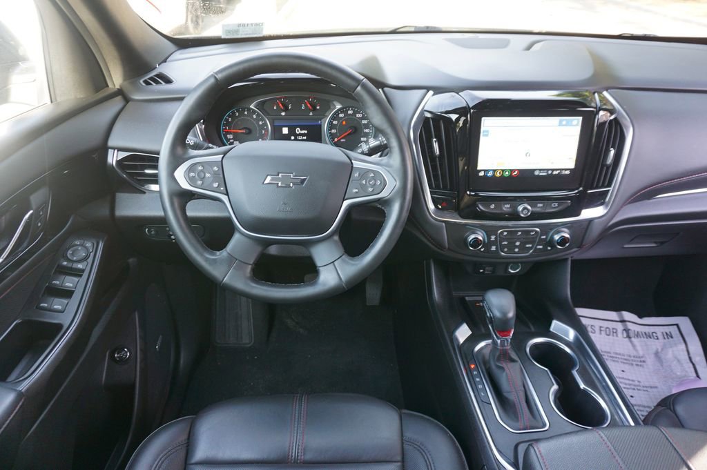 Used 2023 Chevrolet Traverse RS image 6