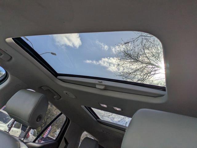 Used 2021 Chevrolet Traverse Premier w/ LPO, Floor Liner Package image 30