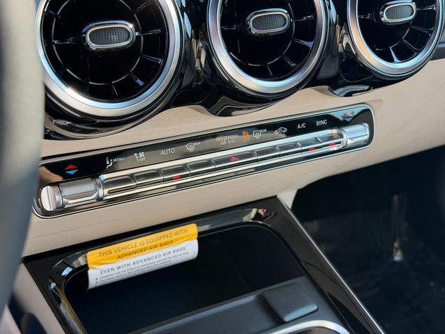 New 2026 Mercedes-Benz GLB 250 image 13