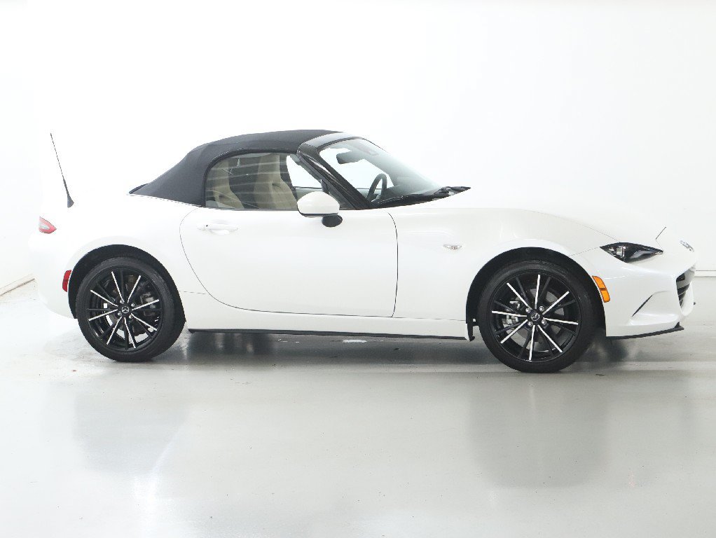 Certified 2024 MAZDA MX-5 Miata Grand Touring RWD image 12
