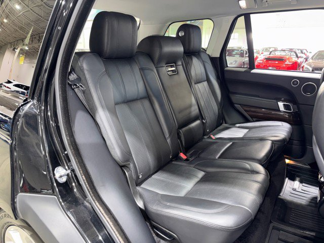 Used 2015 Land Rover Range Rover HSE image 60