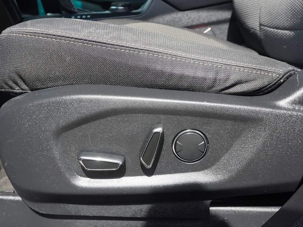 Used 2016 Ford Explorer XLT AWD/4WD image 23