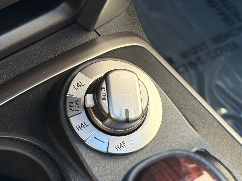 Used 2023 Toyota 4Runner Limited image 32
